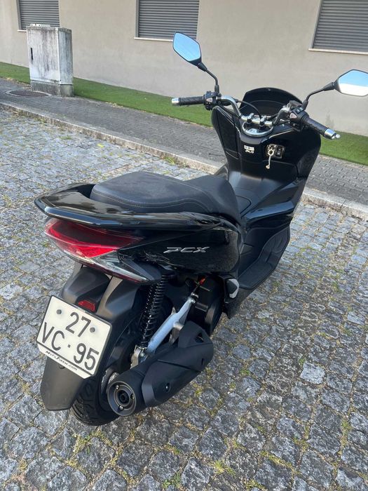 Honda PCX 125 - Como nova, apenas 2800kms