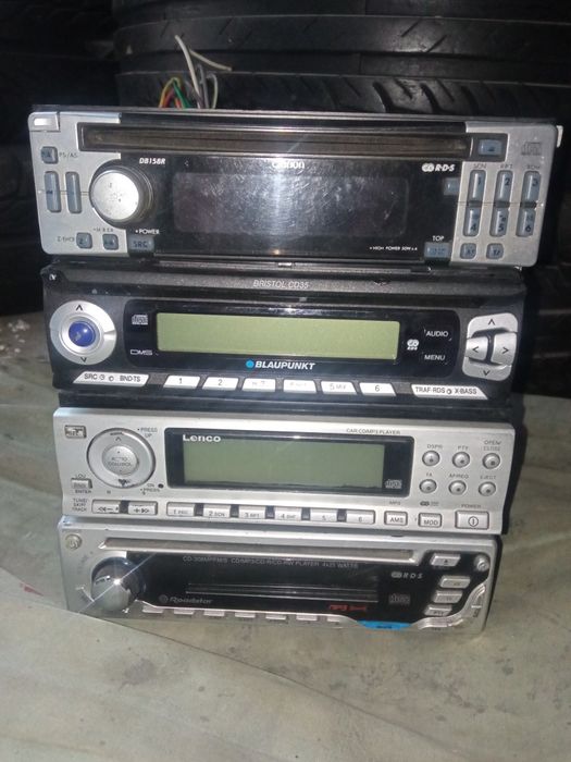 Radio samochodowe na kasety Blaupunkt Panasonic LG-aux itd..