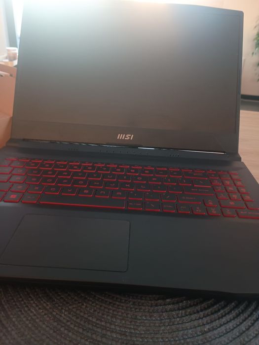 Laptop gamingowy MSI Karana GF66 12UE