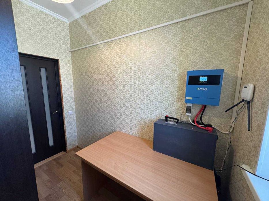 2-х кім Квартира в приватномку секторі 70м  і земля Хотів/Теремки