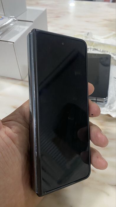 Samsung Z Fold 4