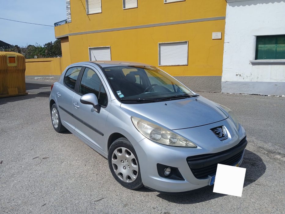 Peugeot  207 de 2012