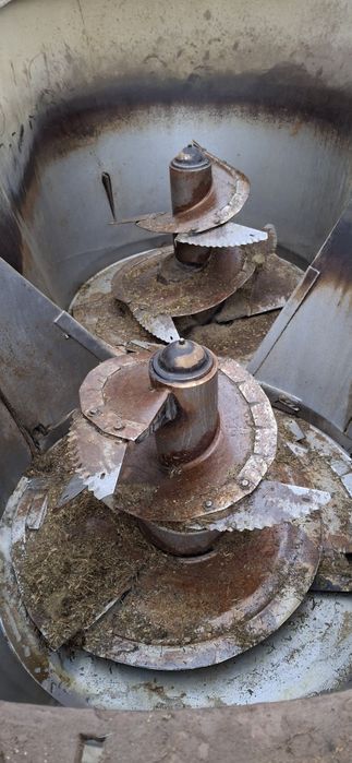 Wóz paszowy trioliet 16m³