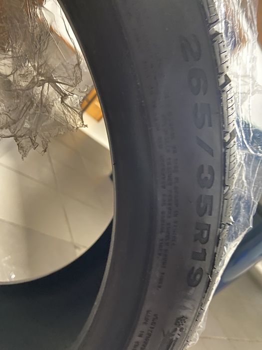 Pneu novo GRIPOMAX SureGrip Pro