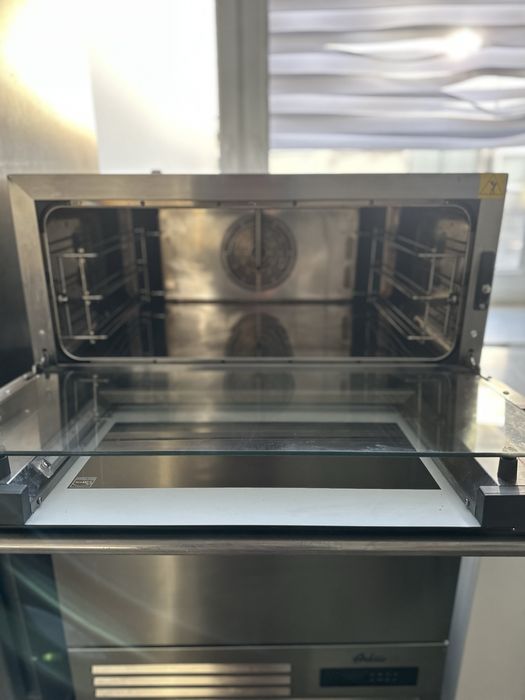 Piec konwekcyjny z wilgotnoscia BAKERLUX SHOP.Pro™ LED