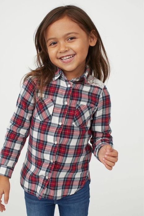 Сорочка на дівчину 104 см,116 см