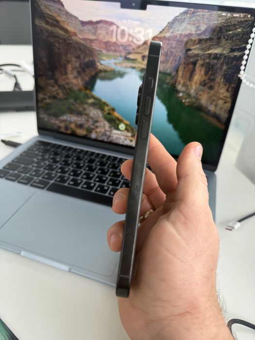 iPhone 16 Pro Max 256gb. UKR