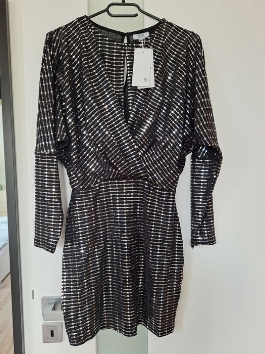 Sukienka w cekiny srebrna czarna rozmiar s