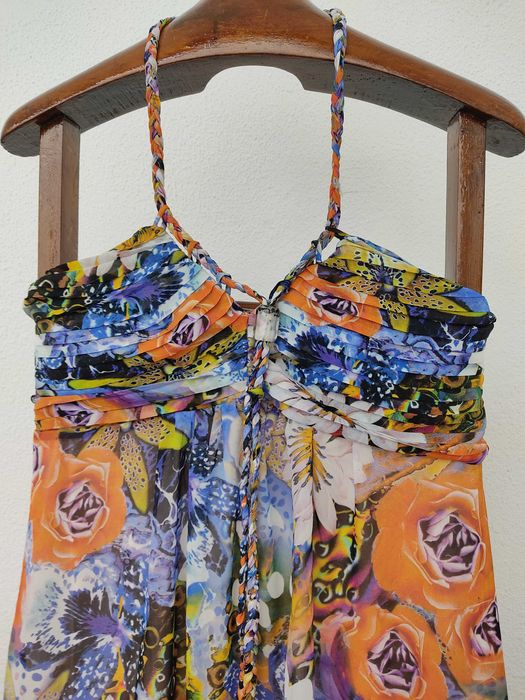 Vestido maxi sem costas em tecido muito fino