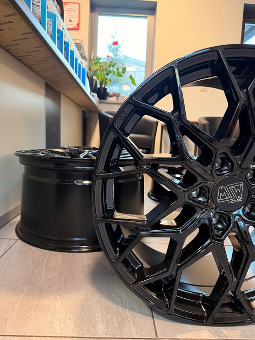 Felgi MSW 51 21" 9,5J 11,5J 5x130 Porsche Panamera