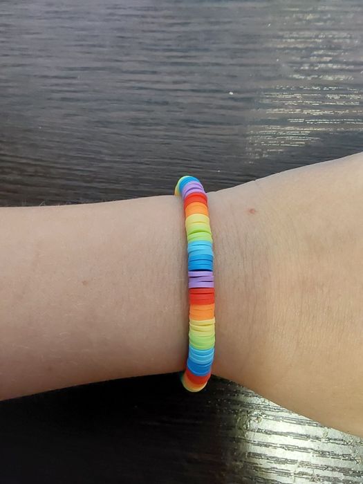 Браслети з бусин