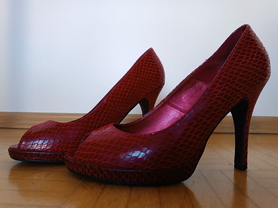 Bordowe szpilki r. 37 peep toe, odkryte palce