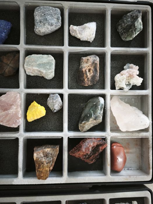 Coleção minerais grandes