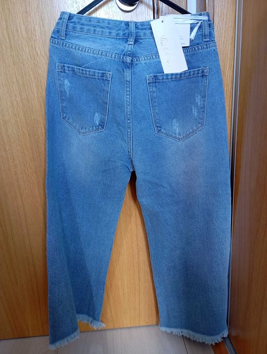 Calça de ganga mom fit nova com etiqueta