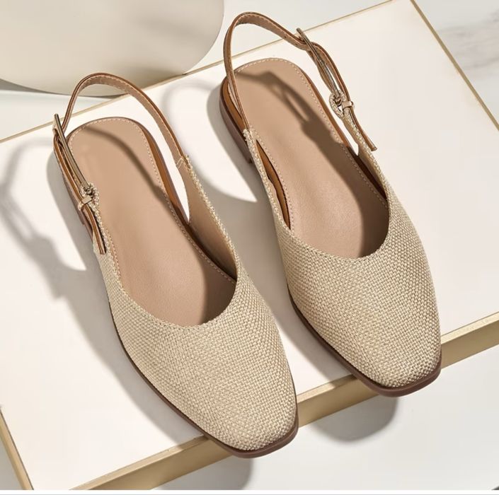 Босоніжки туфлі сандаліі