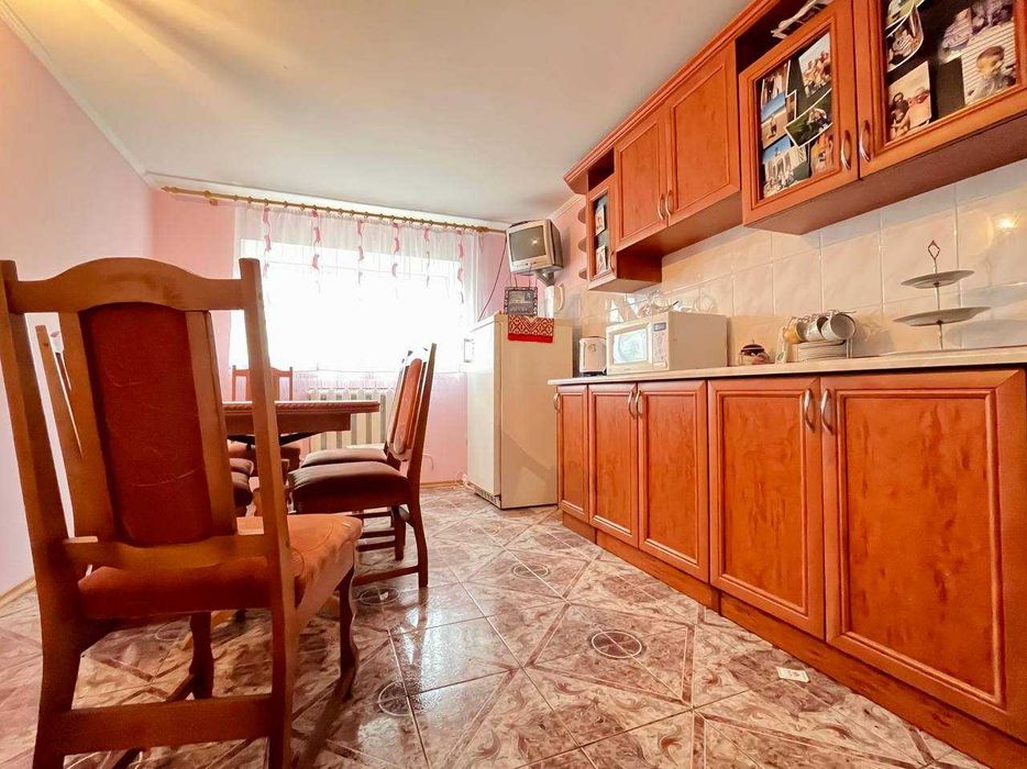 Продається будинок біля Івано-Франківська за вигідною ціною