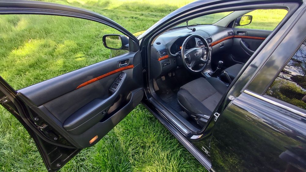 Toyota Avensis 2006 2.0