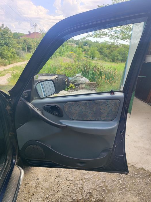 Chevrolet Niva 2004