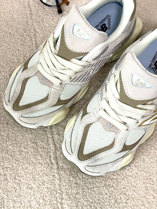 Кросівки жіночі New Balance 9060 бежеві замшеві | кроссовки женские NB