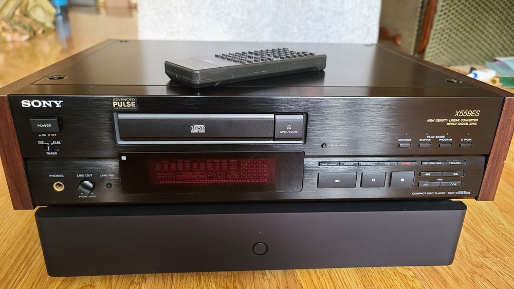 Sony CDP-X559ES гарний стан