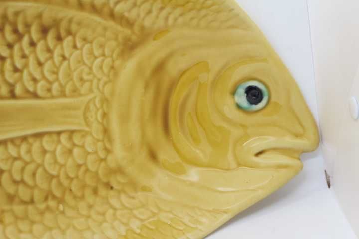 Grande Travessa Peixe Faiança das Caldas da Rainha 54 x 28 x 7 A cm