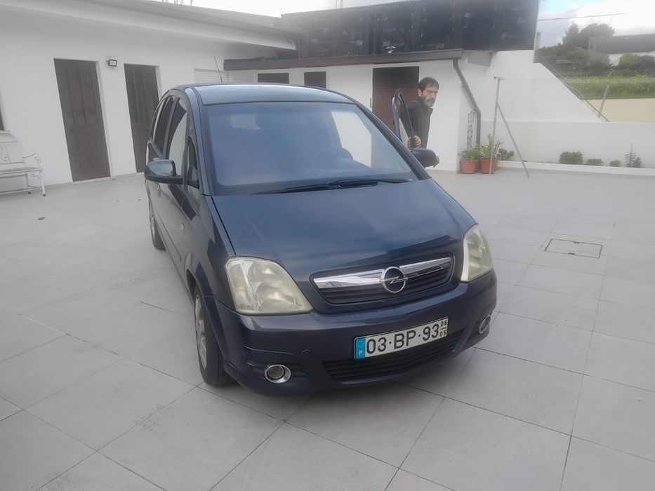 Opel CDTI impecável.