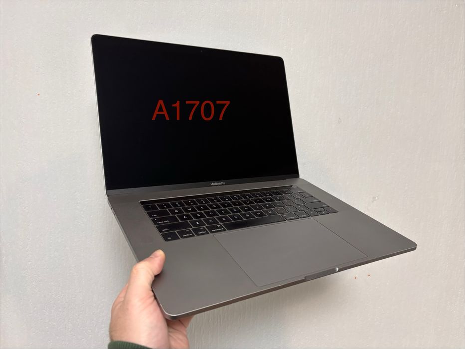 Запчастини MacBook Pro 15'' A1707 топкейс дисплей трекпад