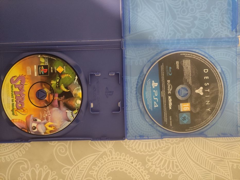 Jogos consolas variados + micros Singstar