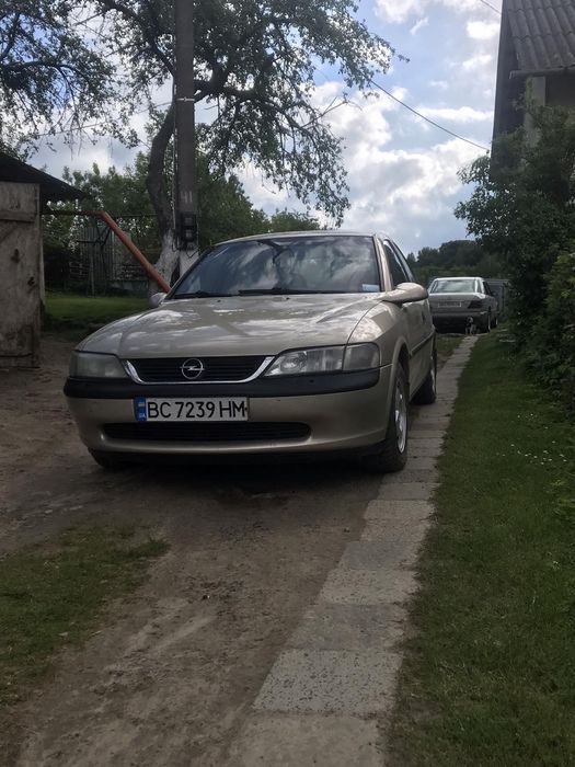 Opel Vectra B 1.6 бензин