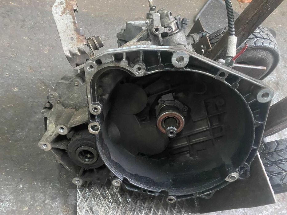 Opel Saab 1.9 CDTI Z19dth Kompletna skrzynia biegów 6-biegów