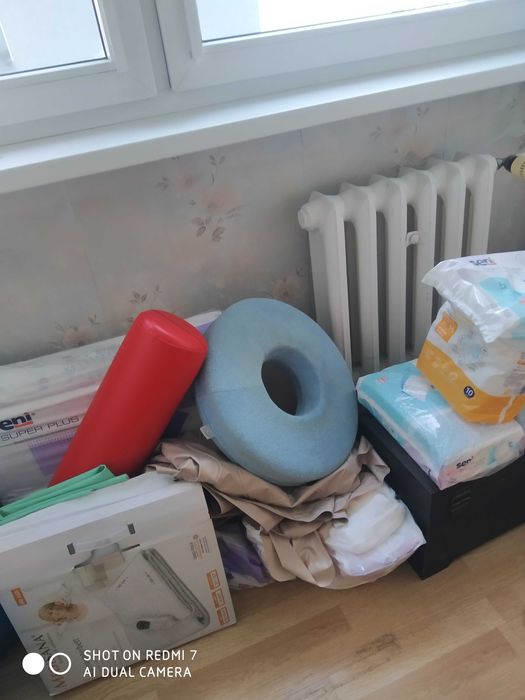 Łóżko odleżynowe i wózek inwalidzki + zestaw akcesoriów GRATIS