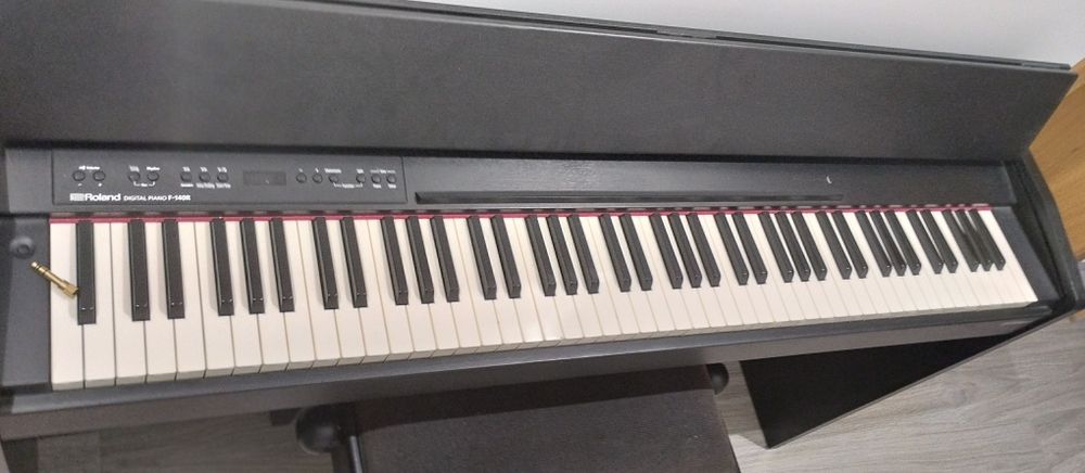 Piano Digital Yamaha Roland F-140R