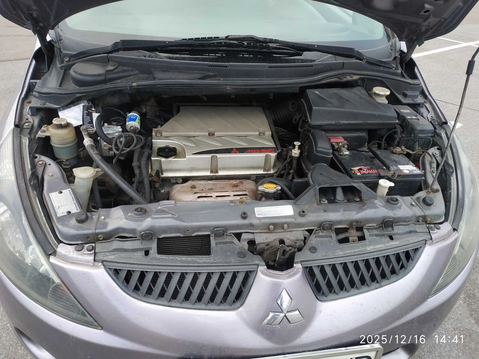 Mitsubishi Grandis 2006 Автомат