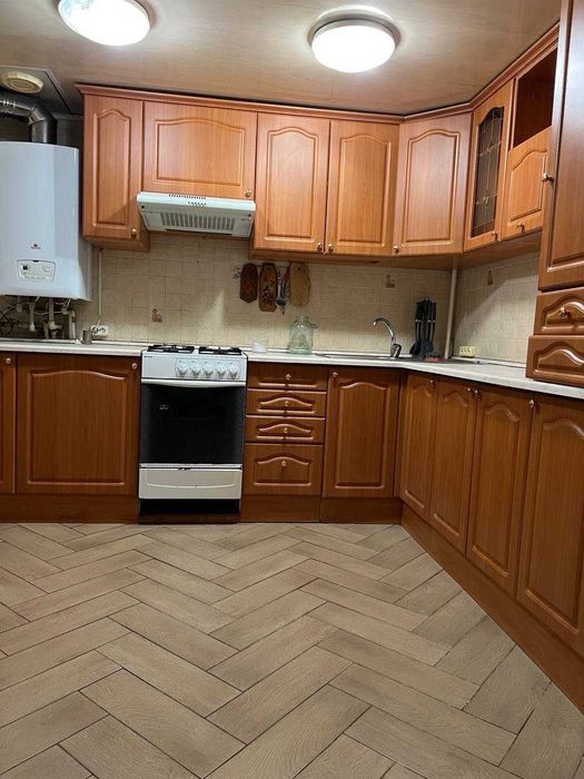 Продам 2-х этажный ДОМ ! Холодная Гора. Метро в 10 мин РОВНЫЙ уч-к