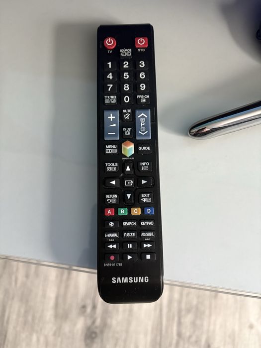 Telewizor led 60 cali