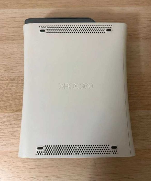 Xbox 360 250GB Final Fantasy XIII (13) Special Edition