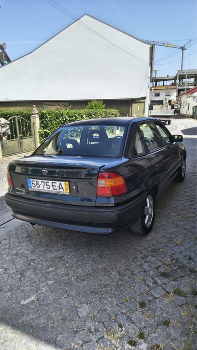 Opel Astra 1.4 Gasolina