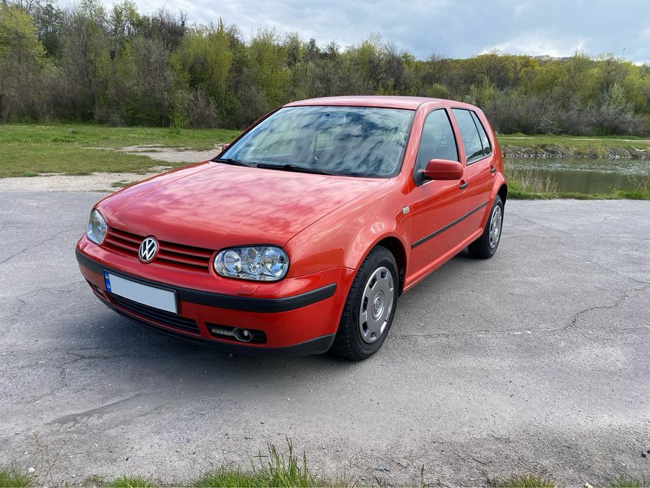 Volkswagen Golf 4 1.6 автомат