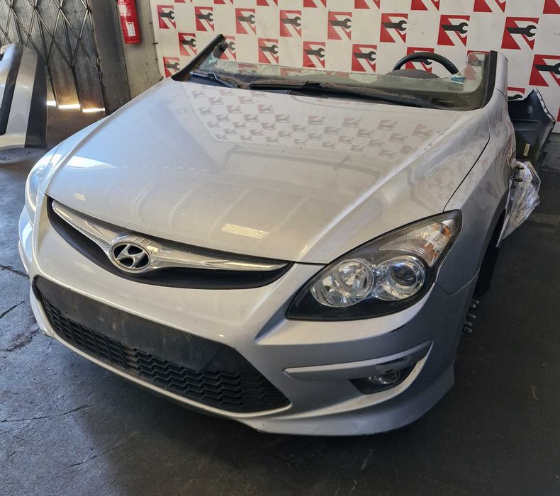 Frente Completa Hyundai i30 1.6 CRDi 2011 #E37