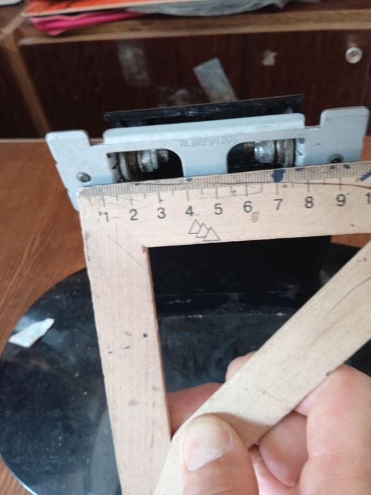 Аксессуары и комплектующие для монитора,компьютеров.