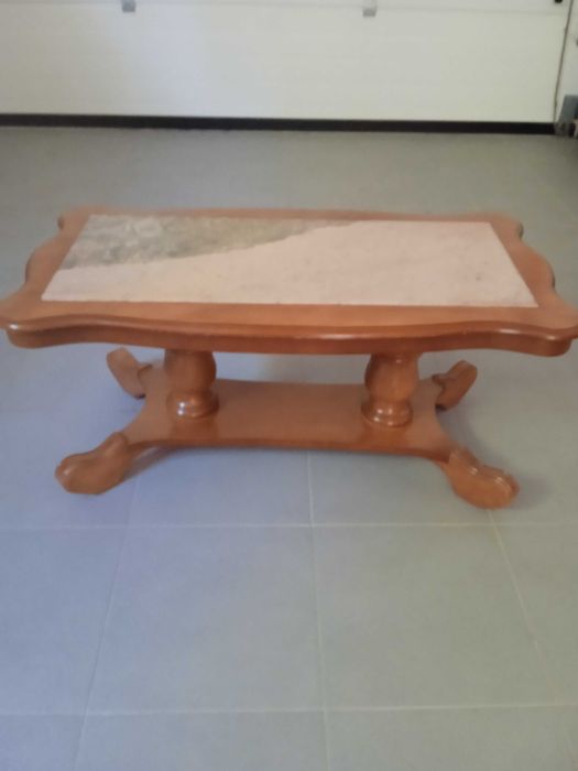 Mesa de sentro altura 45cm largura 45cm comprimento 90