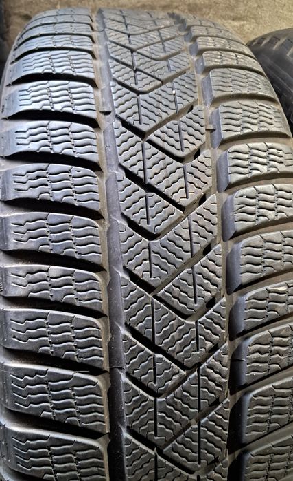 225/55R17 97H Pirelli Sottozero 3 MO