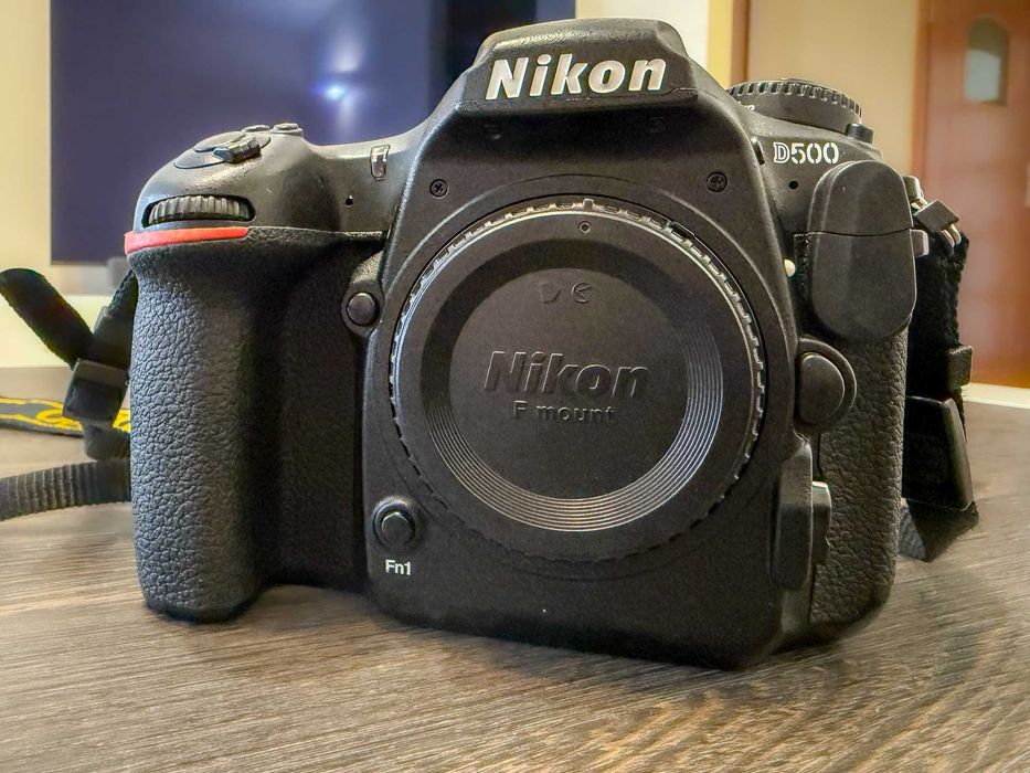 Aparat Nikon D500 + grip+2 karty+ dod. bateria+ładowarka