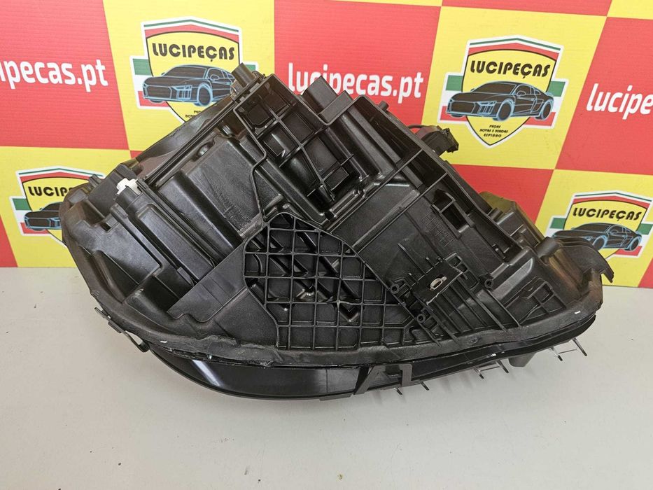 Otica Esquerda LED Mercedes-Benz CLA (C118) | 130669
