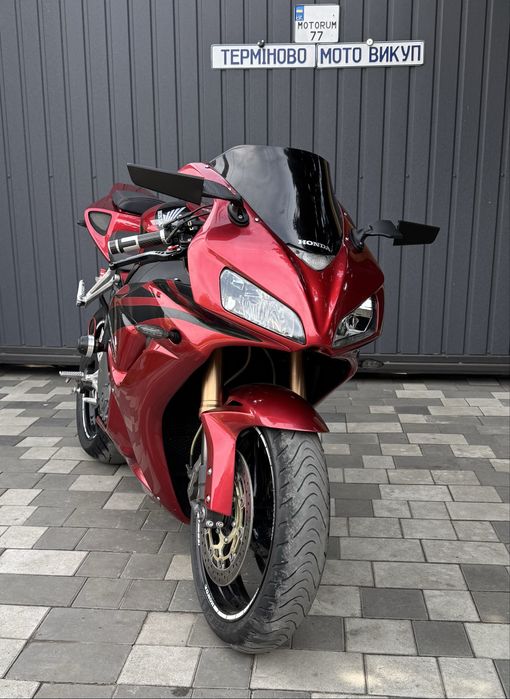 Honda CBR1000RR обслужений доставка Обмін