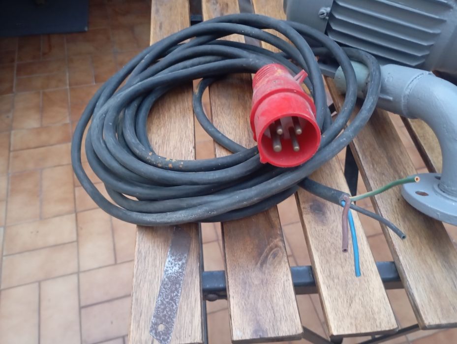 Motor de rega trifásico