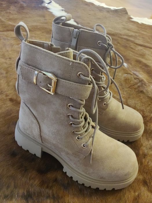 NOWE trapery botki Deezee r36