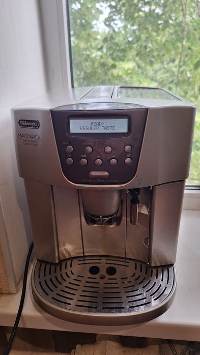 Кавоварка Delonghi Magnifica Pronto