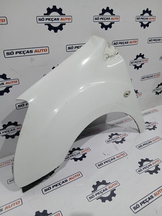 GUARDA LAMAS ESQUERDO BRANCA PEUGEOT PARTNER 1.6HDI ANO: 2011