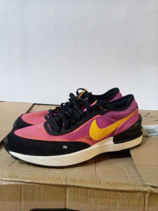 Кросівки жіночі Nike